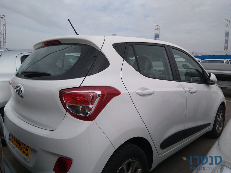 2017' Hyundai i10 photo #1