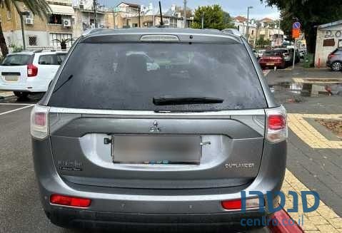 2014' Mitsubishi Outlander מיצובישי אאוטלנדר photo #4