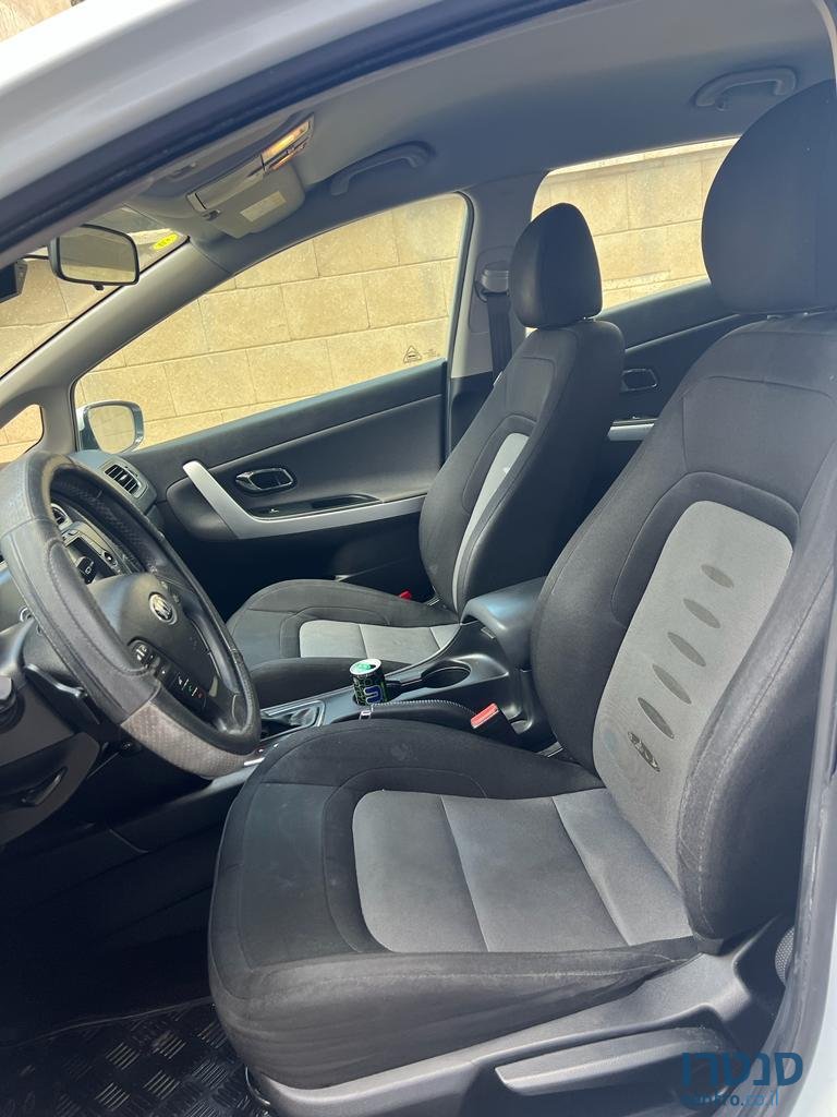 2015' Kia Ceed photo #6
