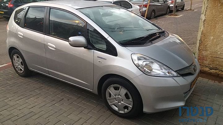 2013' Honda Jazz photo #1