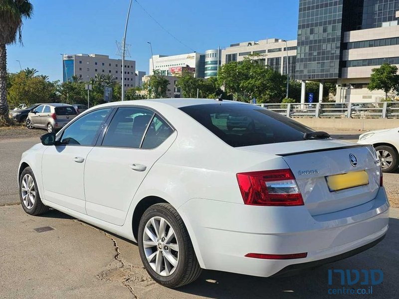 2020' Skoda Octavia סקודה אוקטביה photo #4