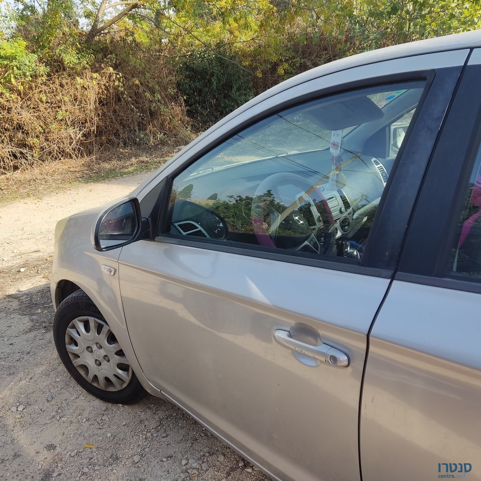 2010' Hyundai i20 יונדאי photo #2