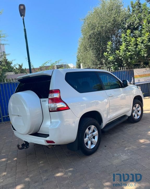 2015' Toyota Land Cruiser טויוטה לנד קרוזר photo #2