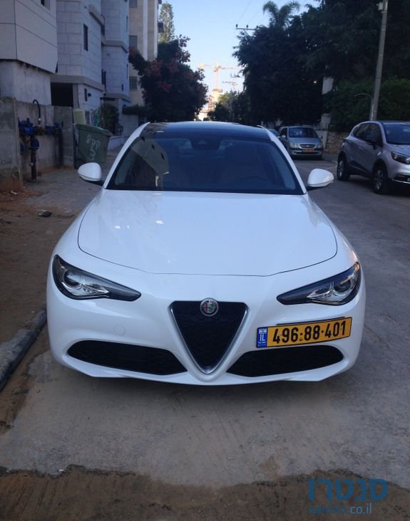 2018' Alfa Romeo Giulia אלפא רומיאו ג'וליה photo #1