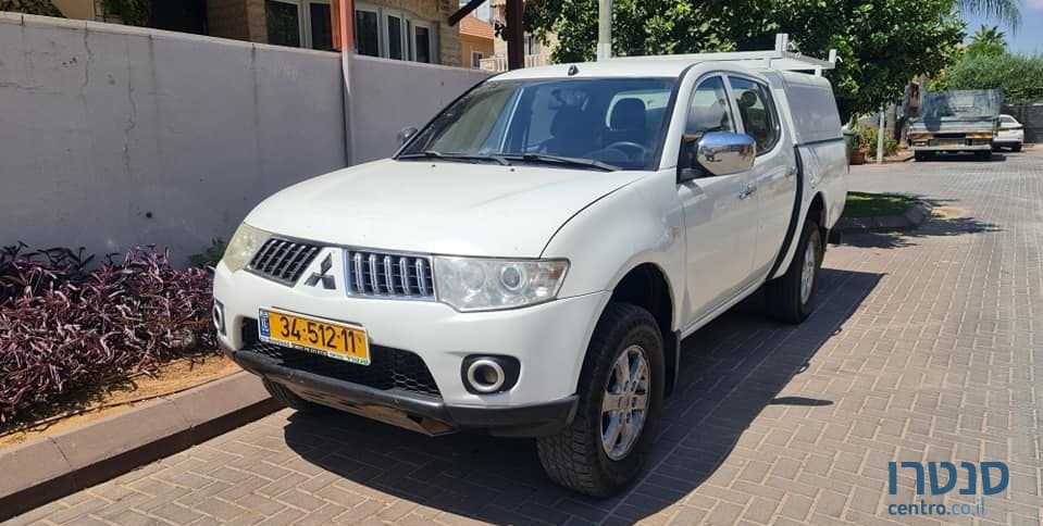 2013' Mitsubishi L200 מיצובישי האנטר photo #1