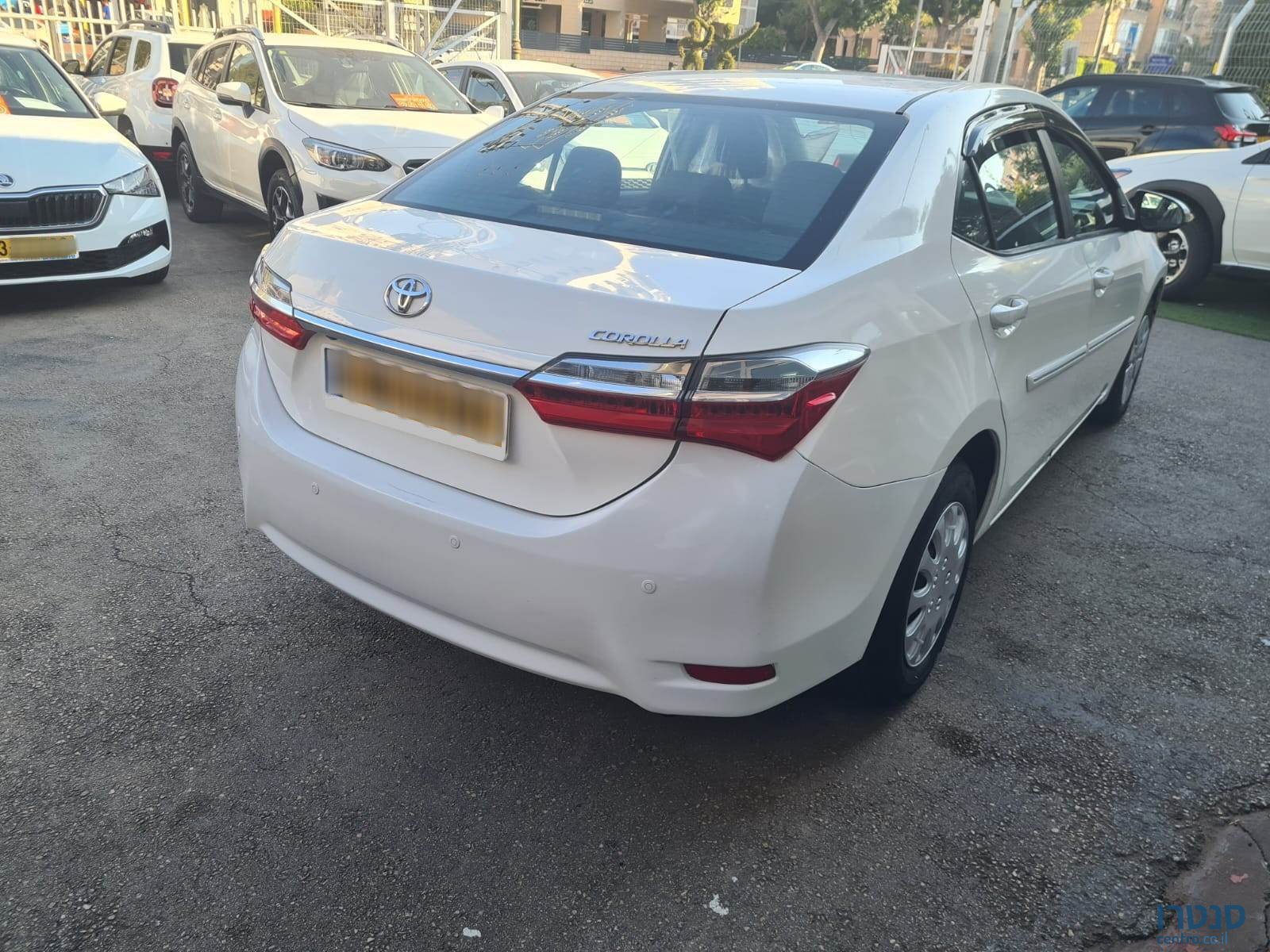 2017' Toyota Corolla photo #3