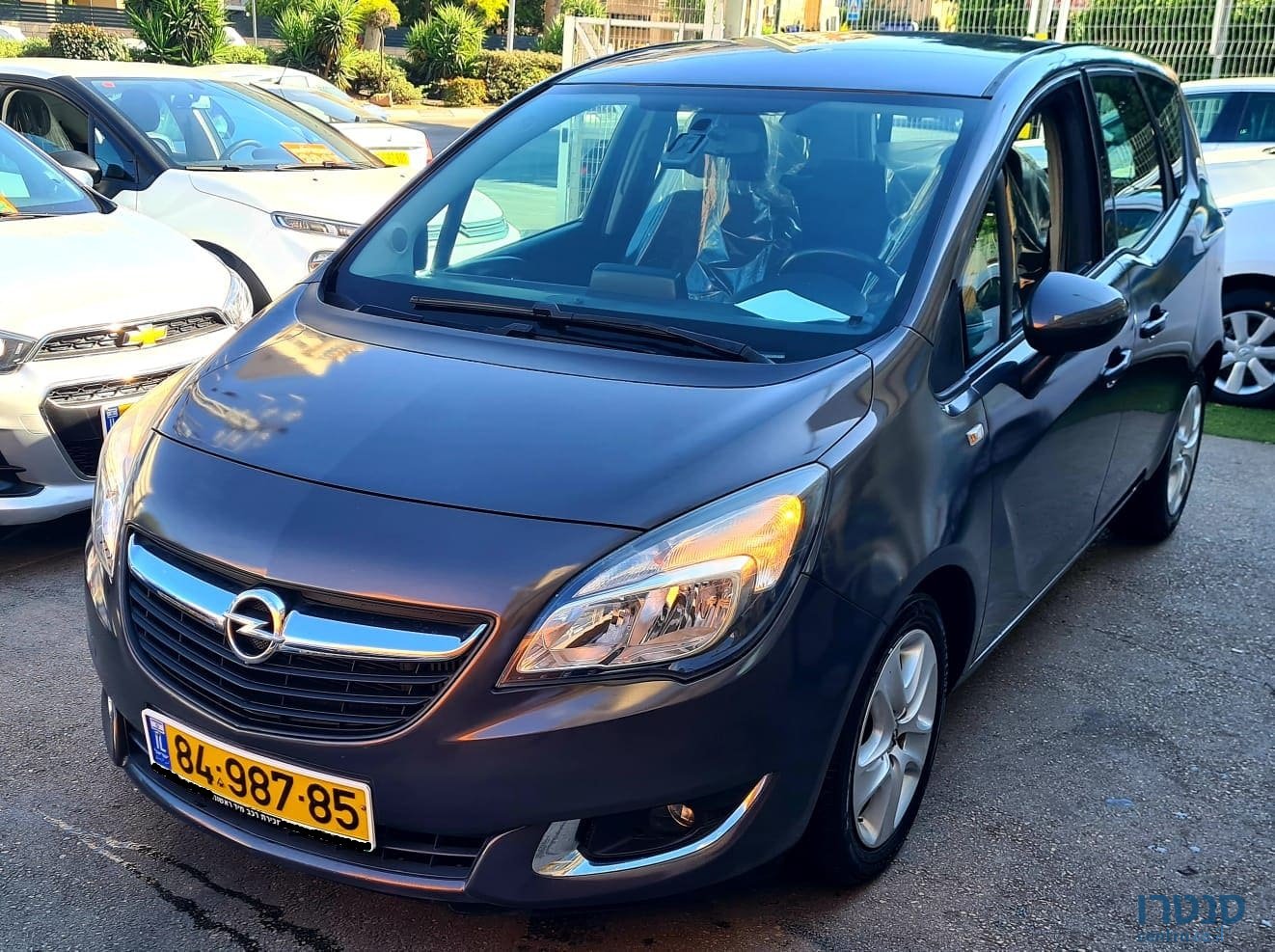 2017' Opel Meriva photo #1