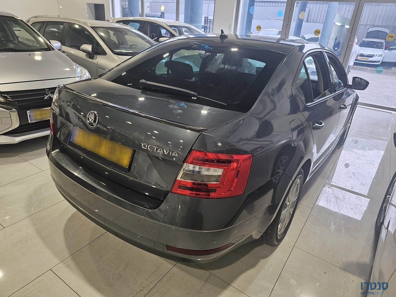 2020' Skoda Octavia photo #3