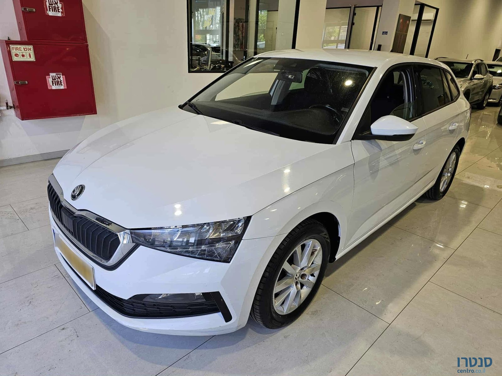 2020' Skoda Scala photo #2