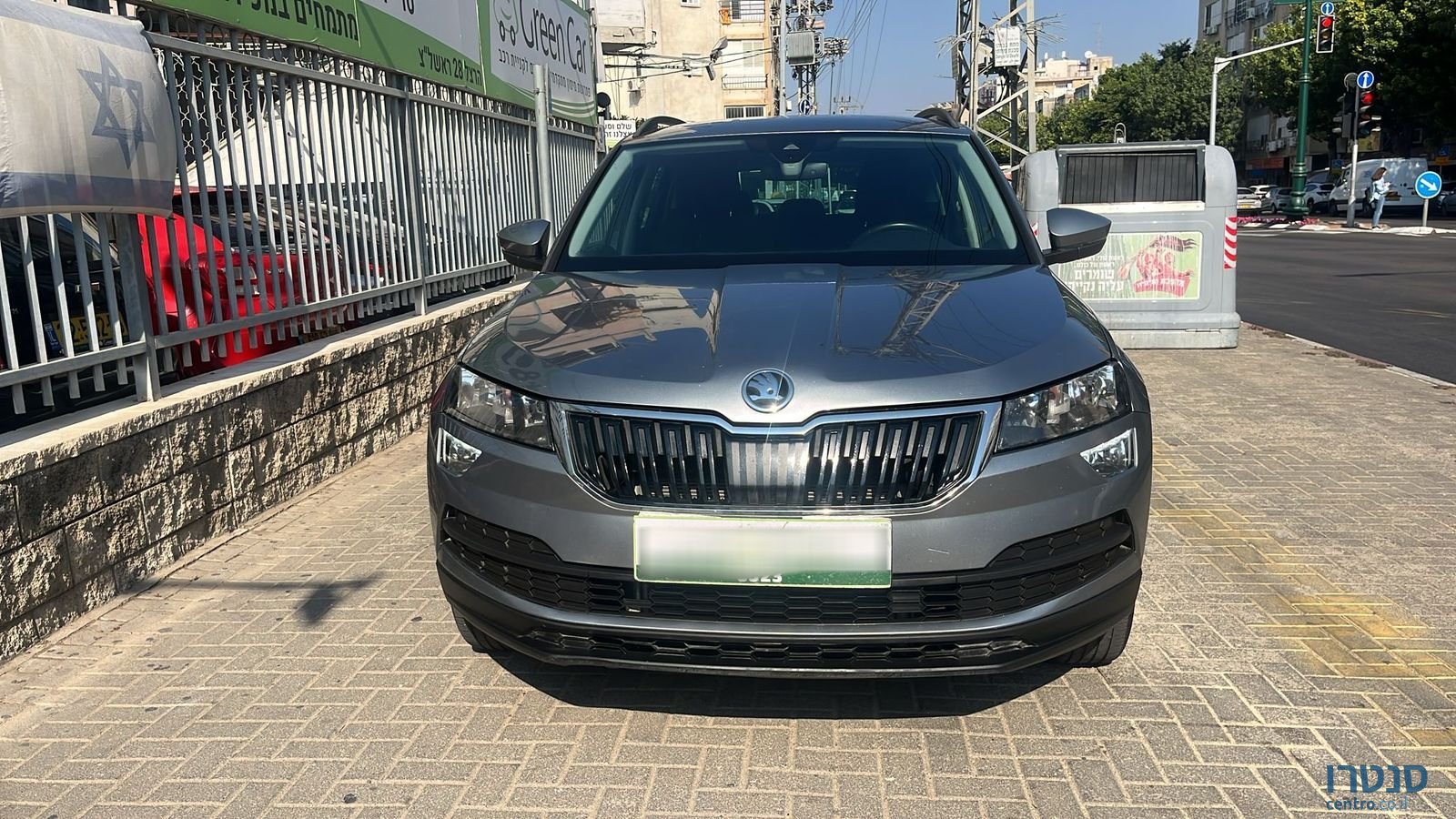 2020' Skoda Karoq photo #4