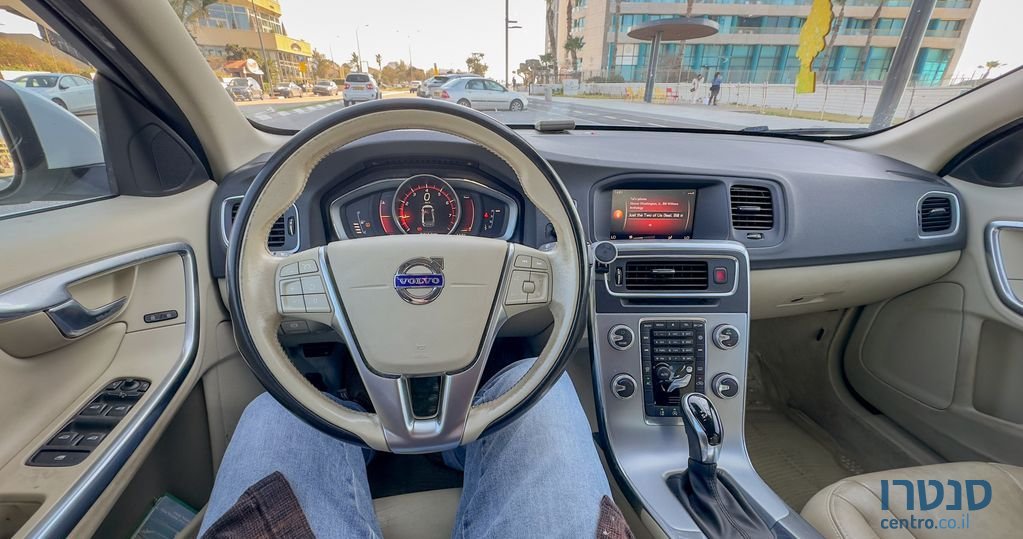 2018' Volvo S60 וולוו photo #2