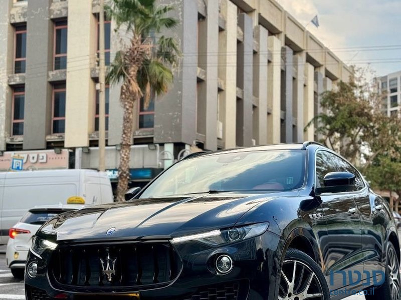 2017' Maserati Levante מזראטי לבנטה photo #1