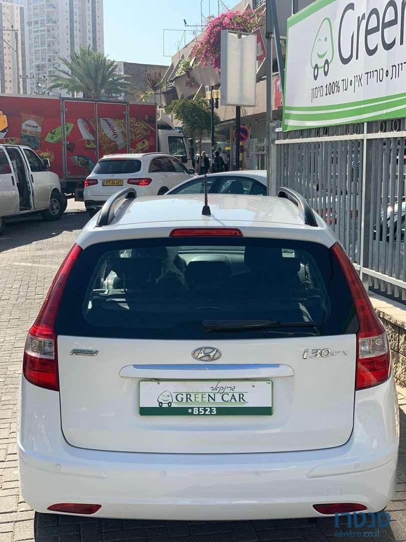 2012' Hyundai I30 יונדאי photo #3