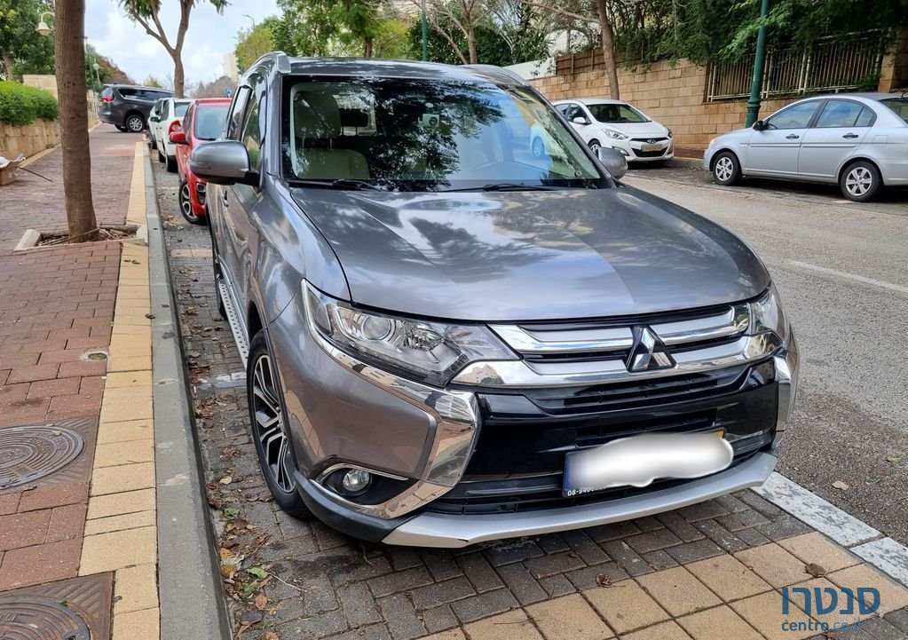 2017' Mitsubishi Outlander מיצובישי אאוטלנדר photo #2