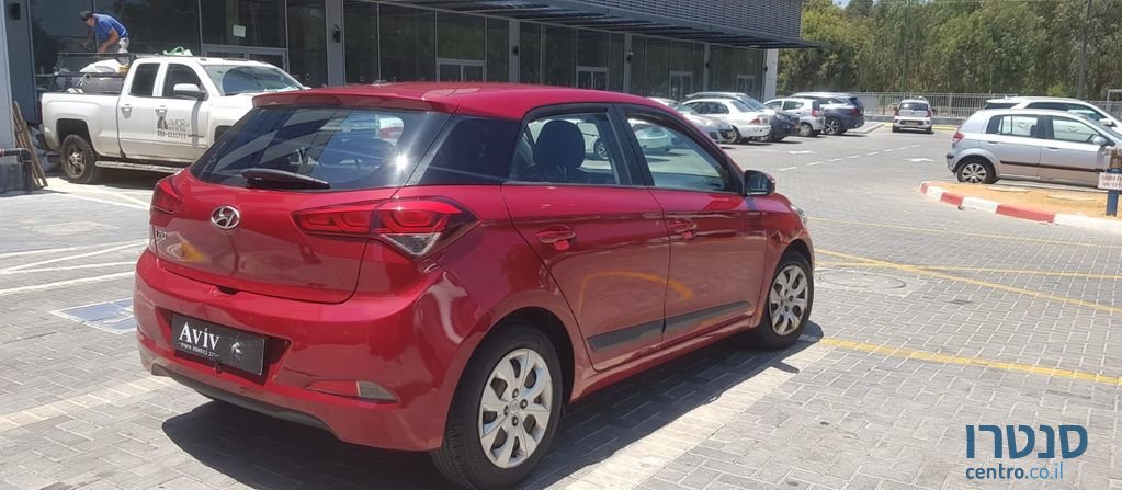 2015' Hyundai i20 יונדאי photo #5
