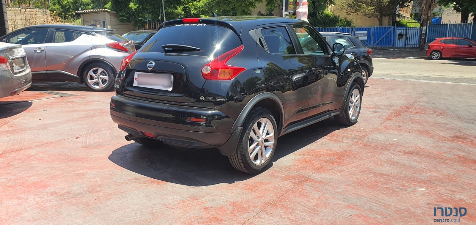 2012' Nissan Juke photo #5