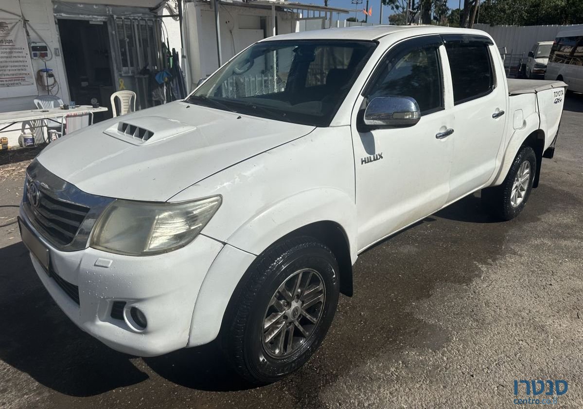 2014' Toyota Hilux טויוטה היילקס photo #1