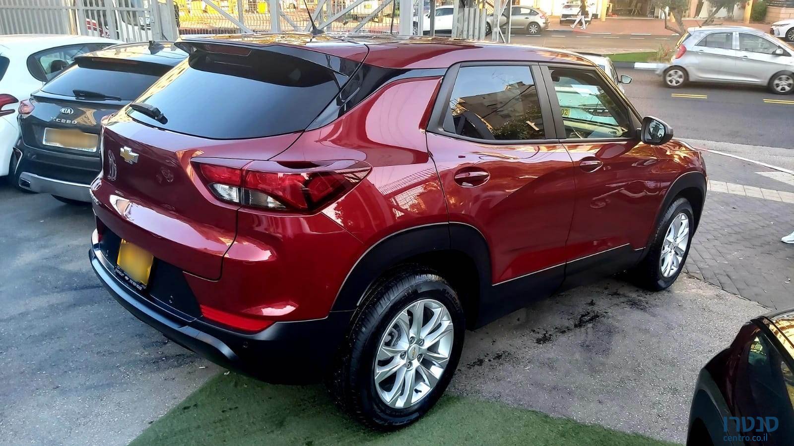 2021' Chevrolet Trailblazer photo #3