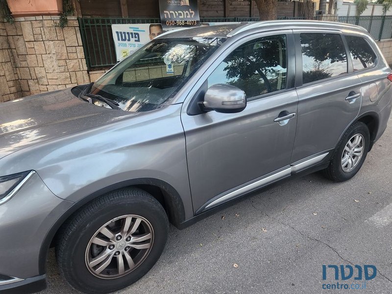 2021' Mitsubishi Outlander מיצובישי אאוטלנדר photo #3