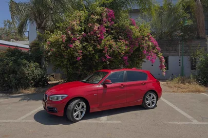 2015' BMW 1 Series ב מ וו סדרה 1