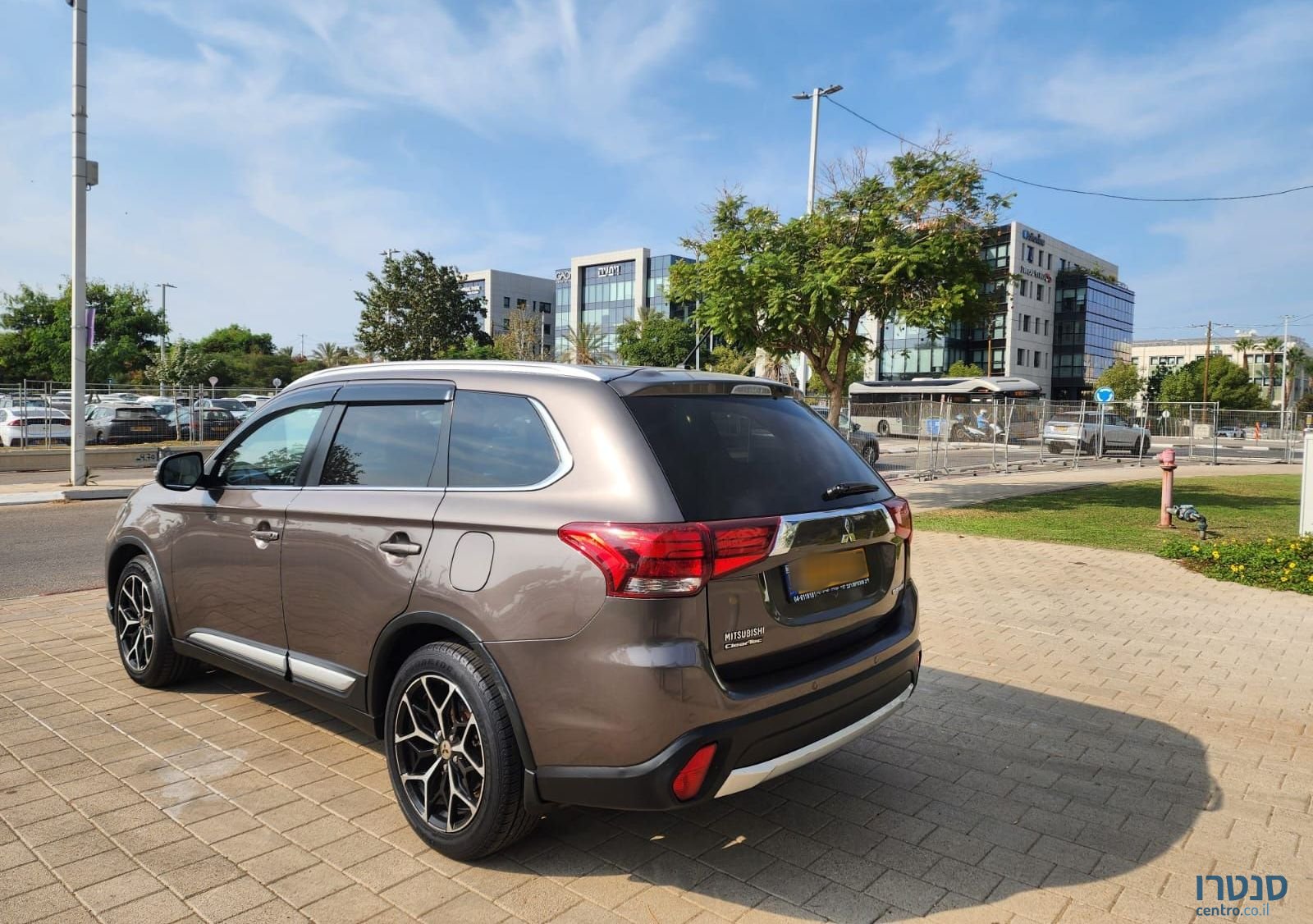 2015' Mitsubishi Outlander מיצובישי אאוטלנדר photo #6