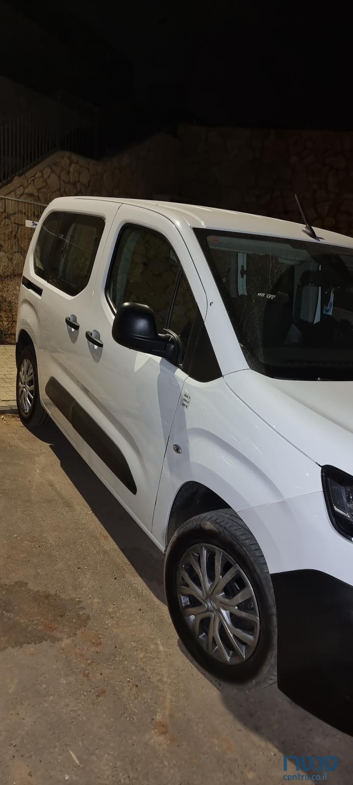 2021' Citroen Berlingo photo #4
