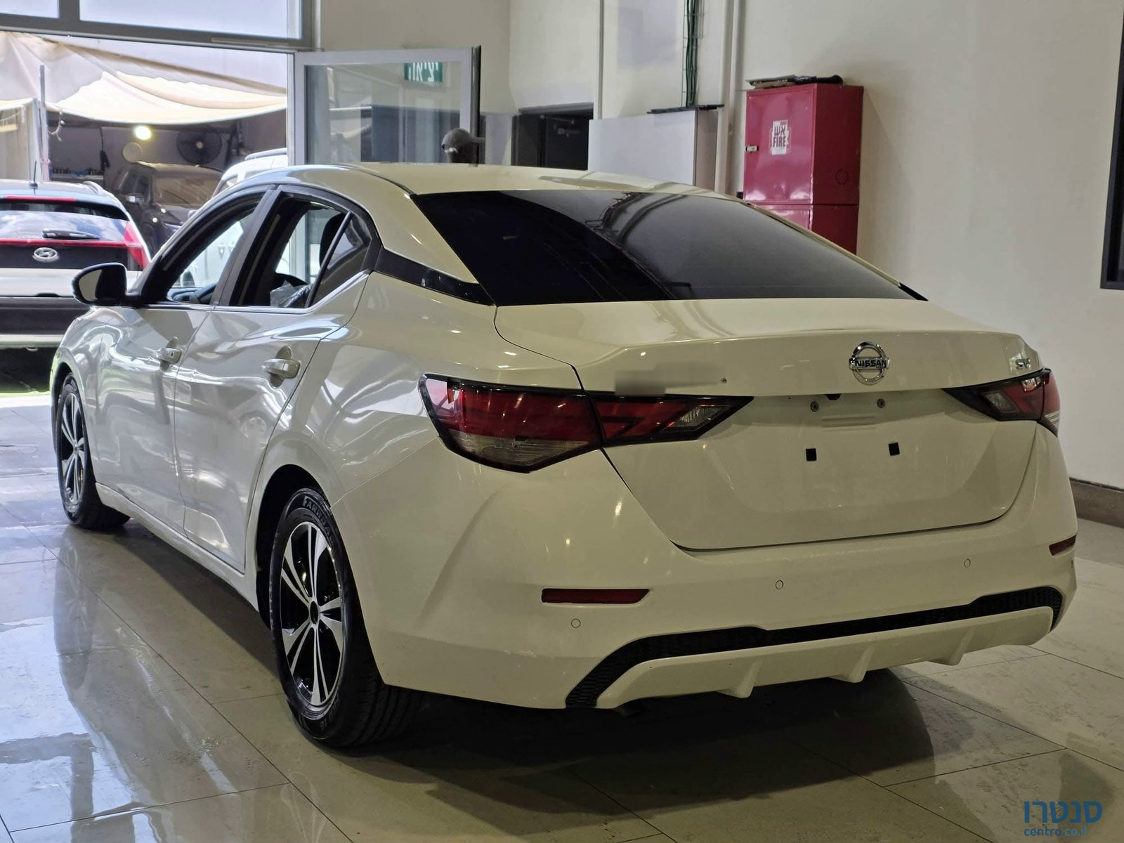2020' Nissan Sentra photo #5