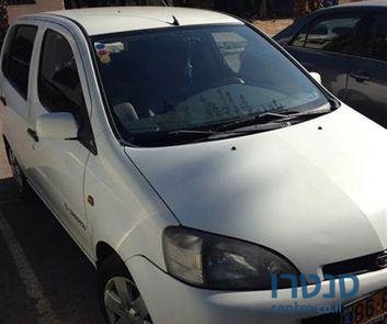 2003' Daihatsu YRV דייהטסו photo #3