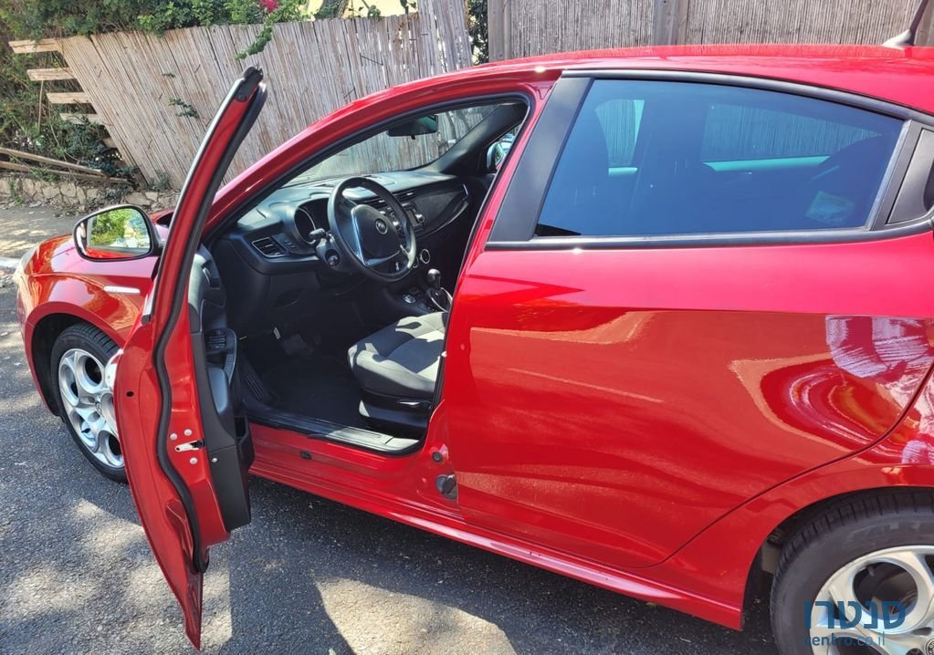 2018' Alfa Romeo Giulietta אלפא רומיאו ג'ולייטה photo #6