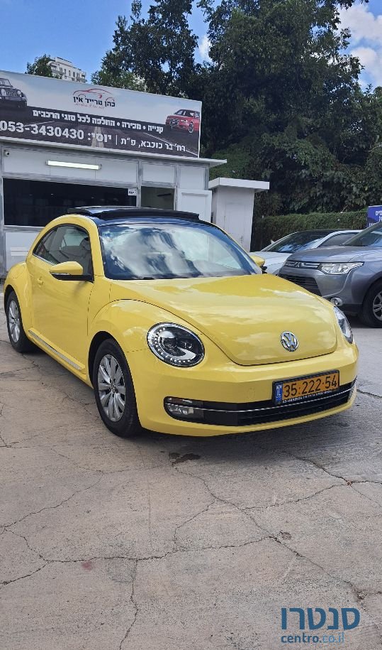 2015' Volkswagen New Beetle פולקסווגן חיפושית החדשה photo #2