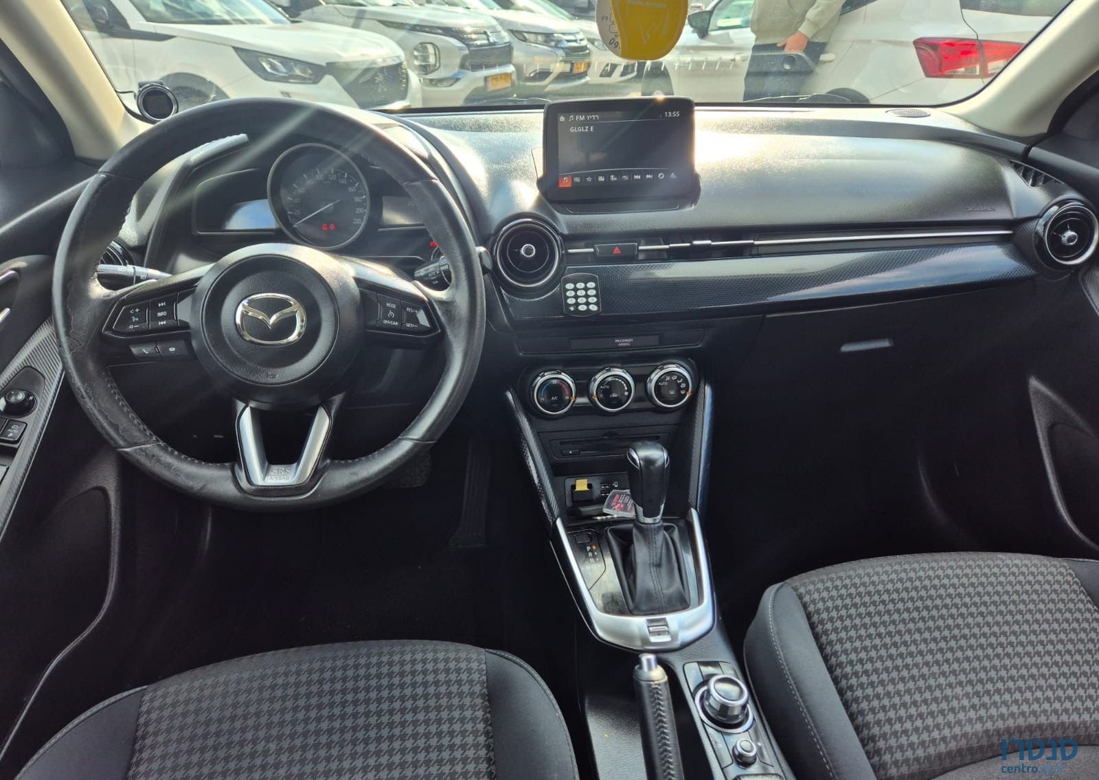 2019' Mazda 2 מאזדה photo #6