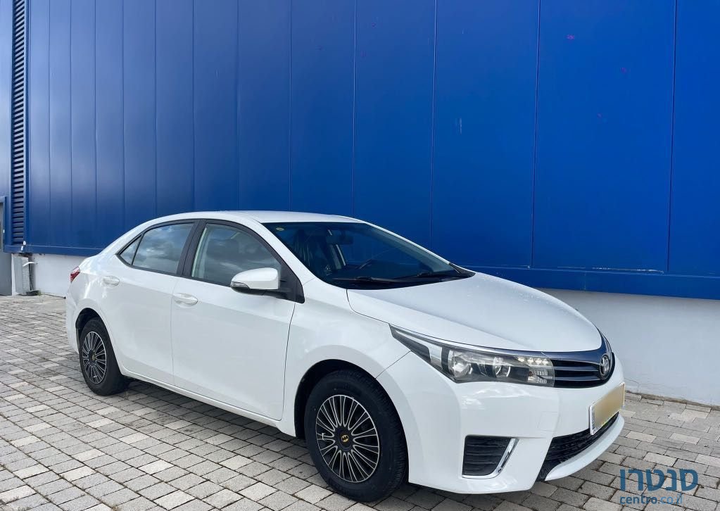 2015' Toyota Corolla טויוטה קורולה photo #1