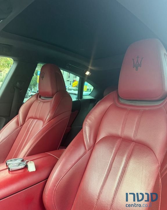 2017' Maserati Levante מזראטי לבנטה photo #5