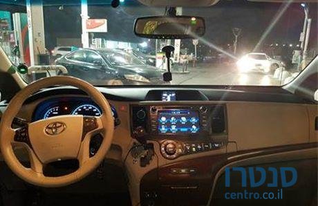 2015' Toyota Sienna טויוטה סיינה photo #1