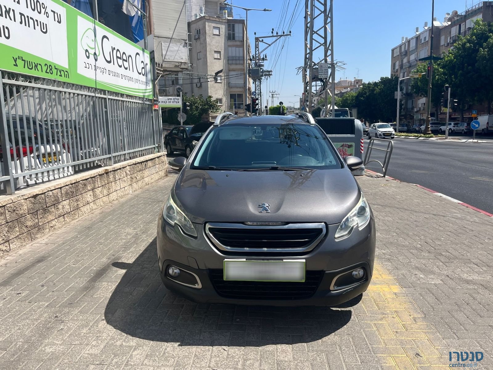 2015' Peugeot 2008 photo #2
