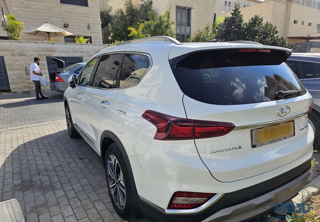 2019' Hyundai Santa Fe יונדאי סנטה פה photo #2