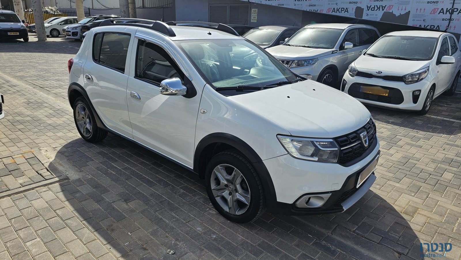 2017' Dacia Sandero photo #2