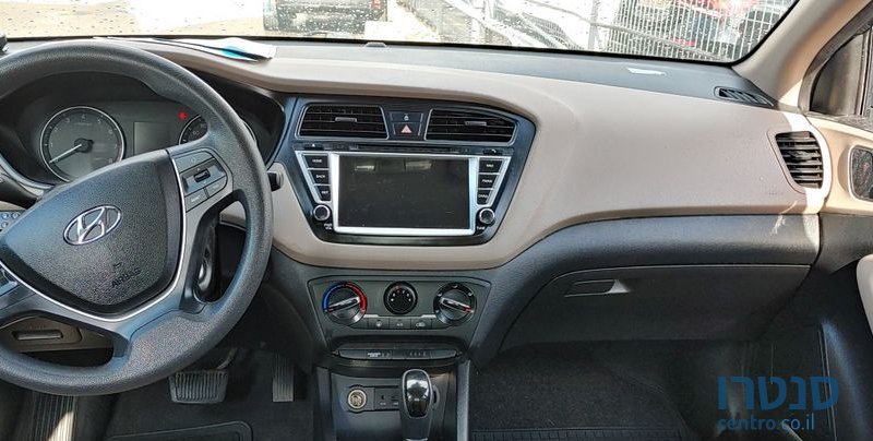 2018' Hyundai i20 יונדאי photo #3