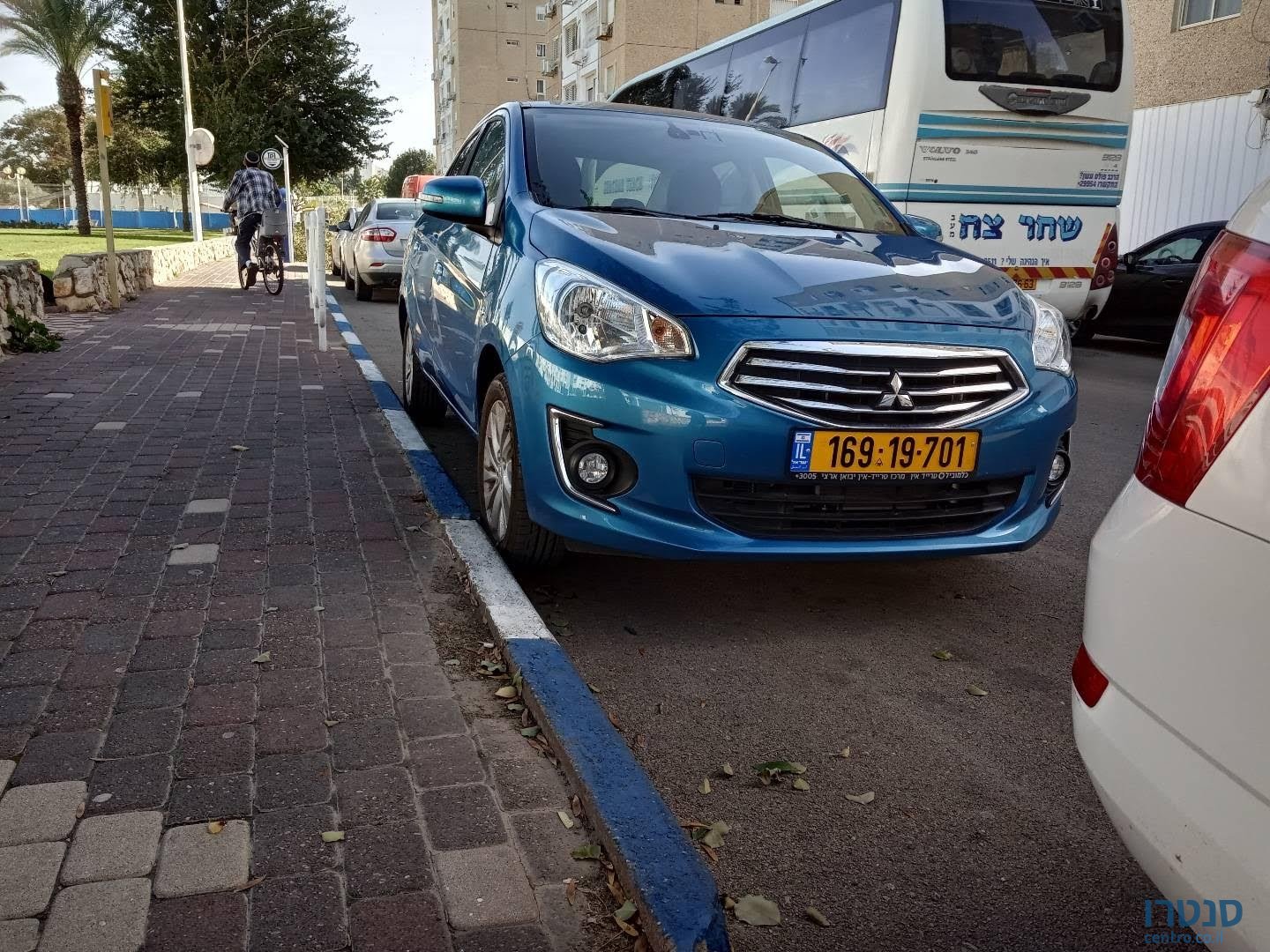 2018' Mitsubishi Attrage photo #1