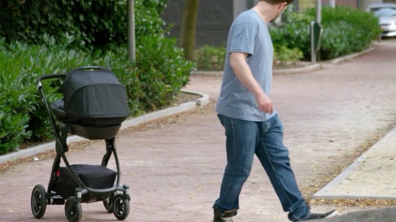 This Semi-Autonomous Stroller from VW is a Great Idea