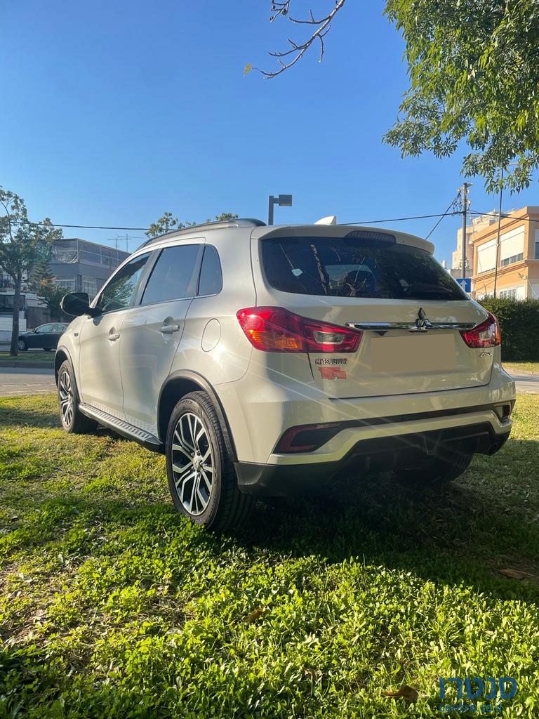 2018' Mitsubishi ASX photo #5