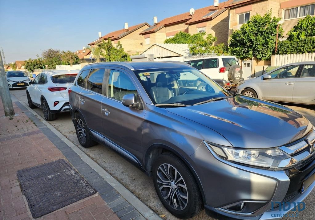 2017' Mitsubishi Outlander מיצובישי אאוטלנדר photo #1