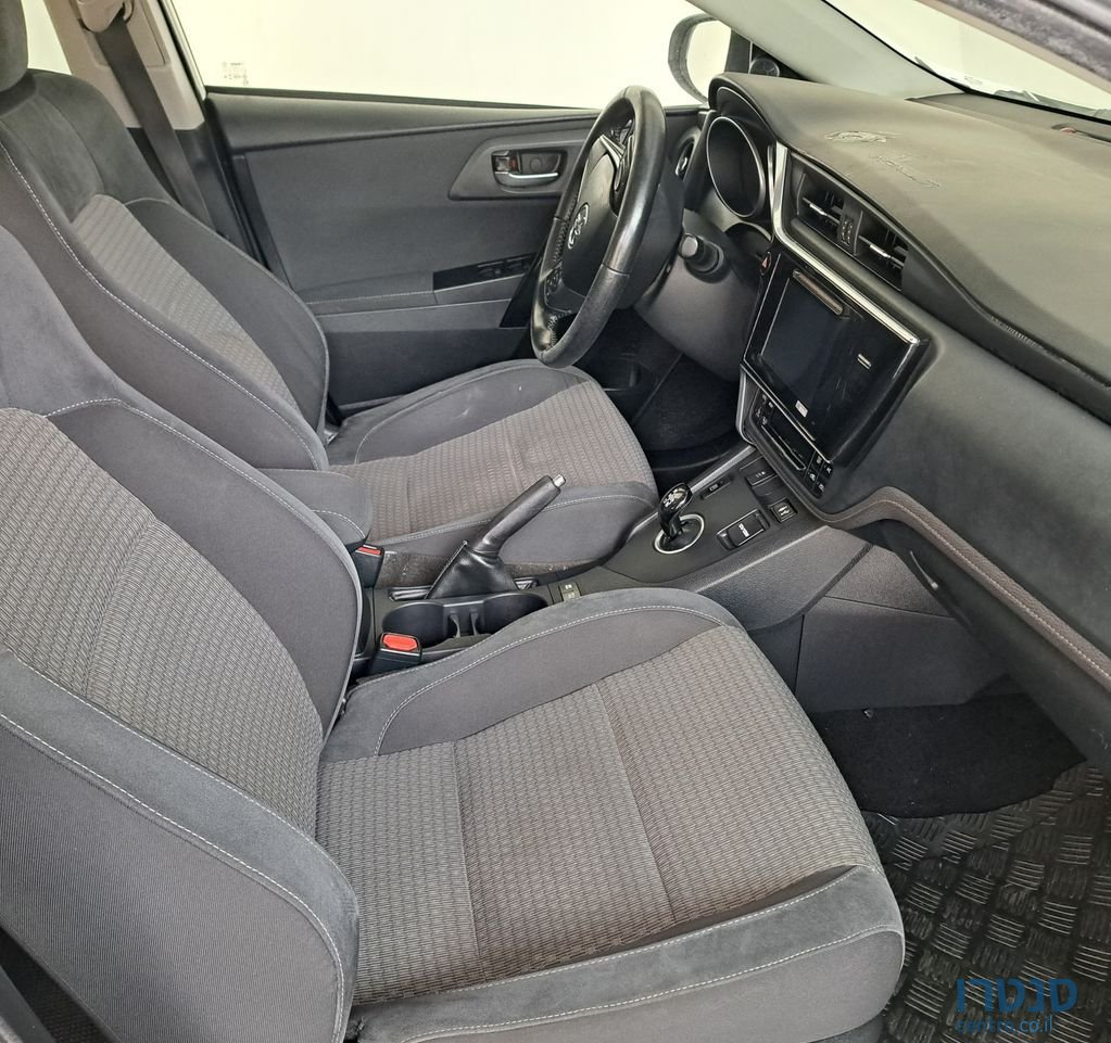 2017' Toyota Yaris טויוטה אוריס photo #4