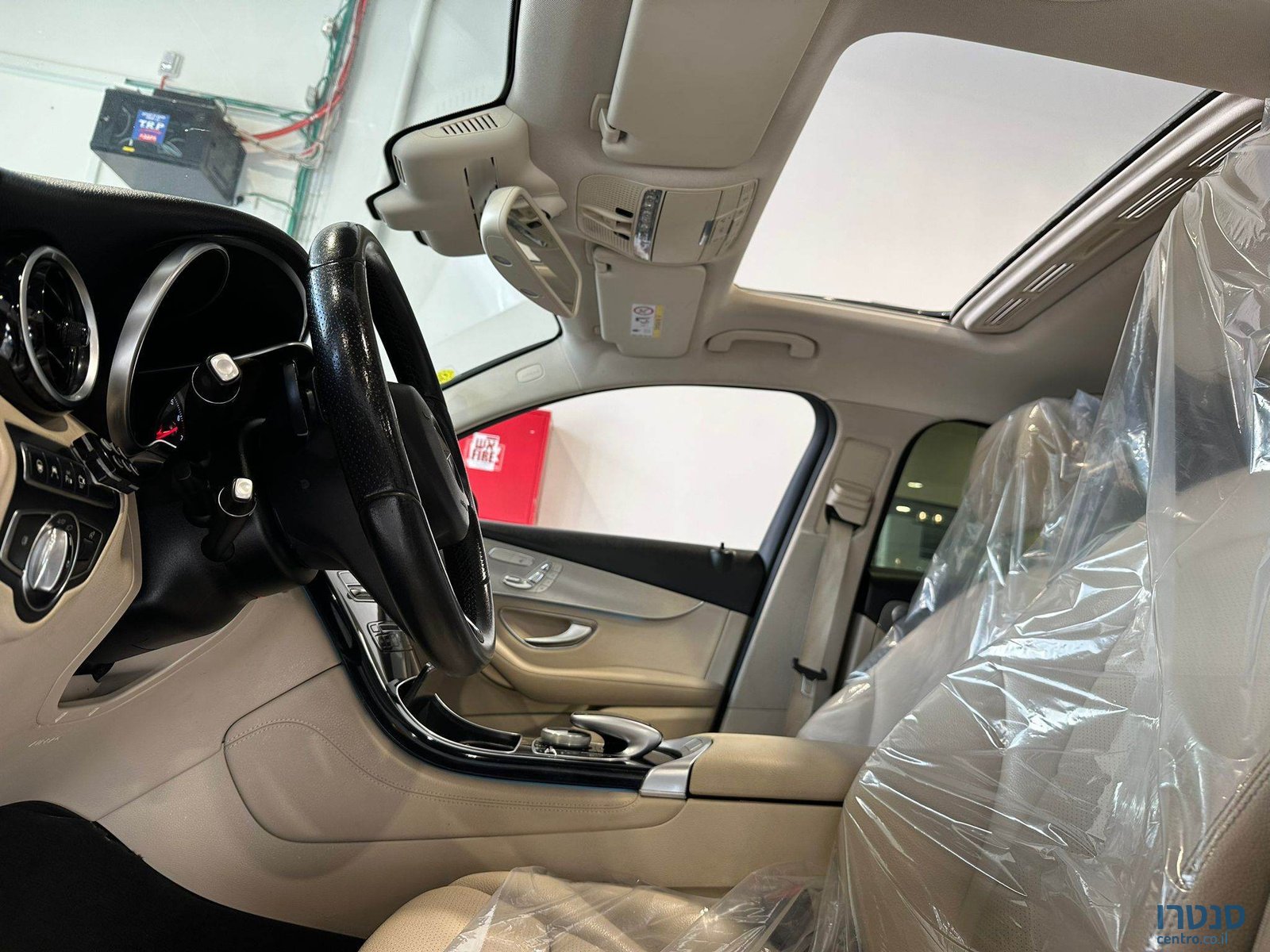 2017' Mercedes-Benz 350 Е photo #6