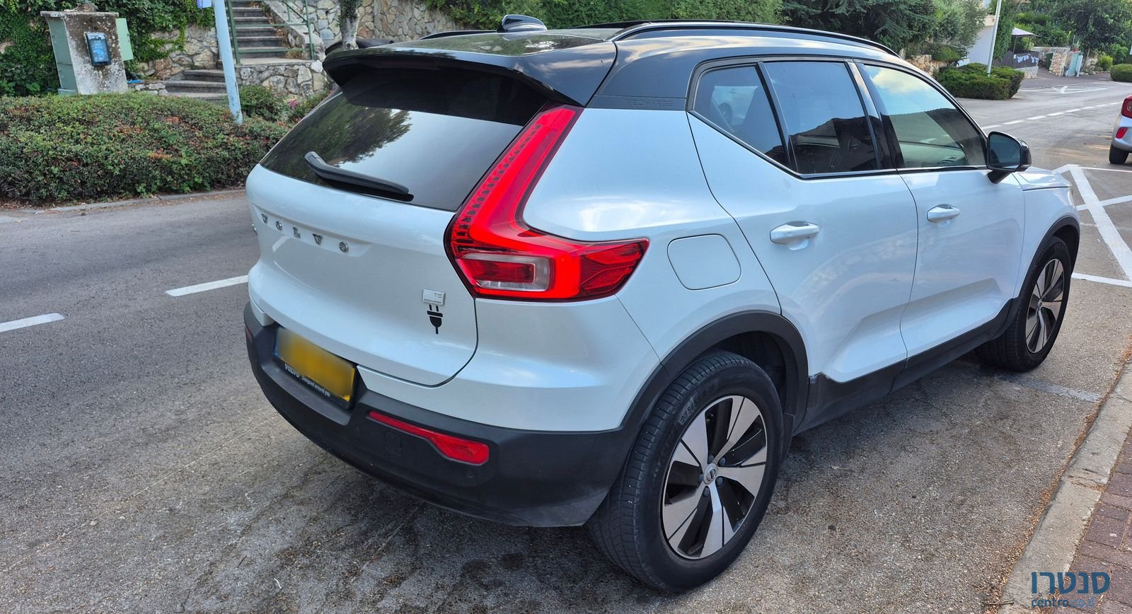 2021' Volvo XC40 וולוו photo #2