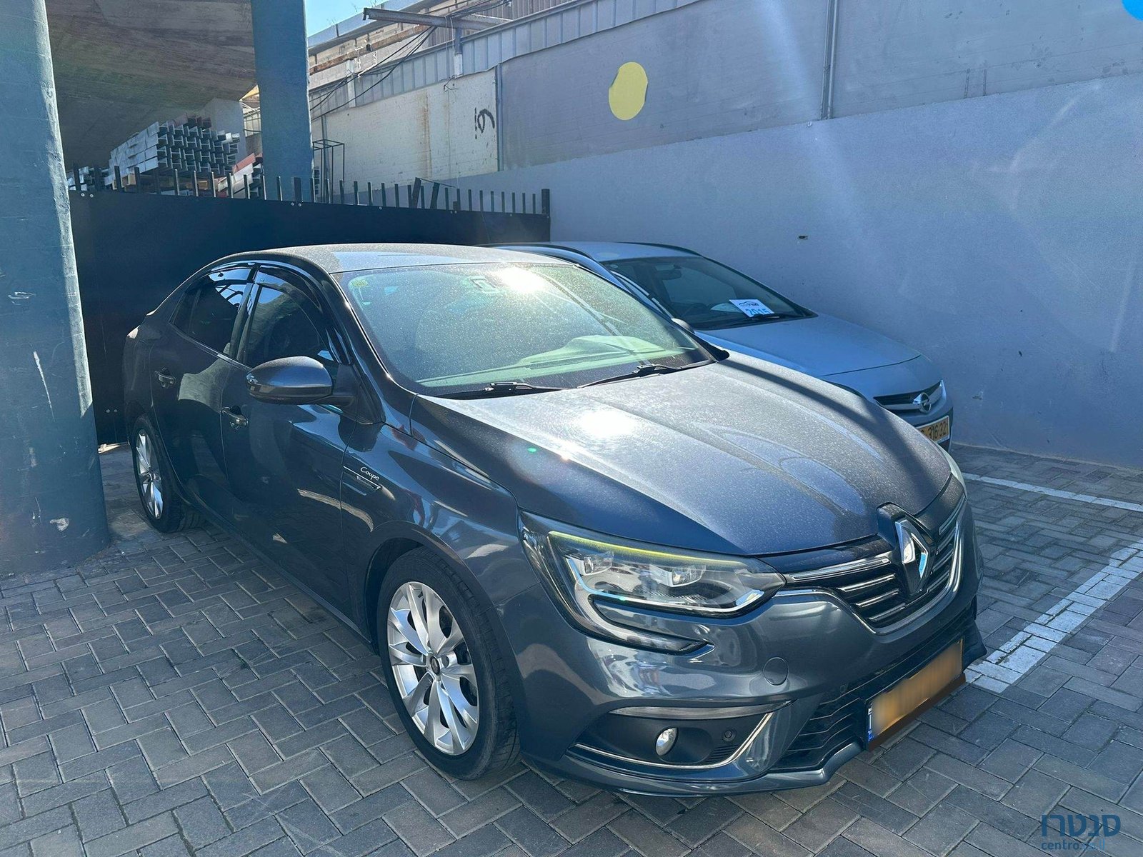 2017' Renault Megane photo #2