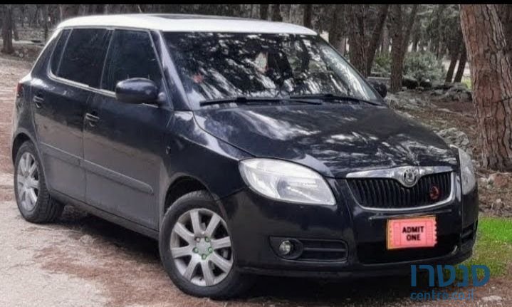 2009' Skoda Fabia סקודה פאביה photo #2