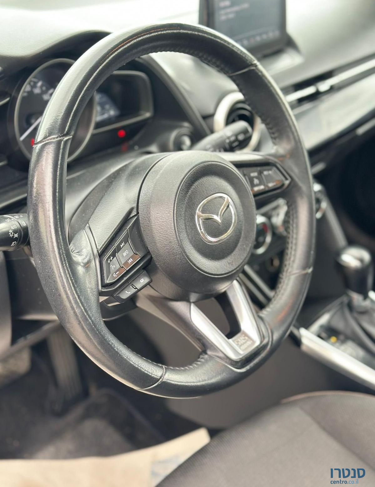 2022' Mazda 2 מאזדה photo #2