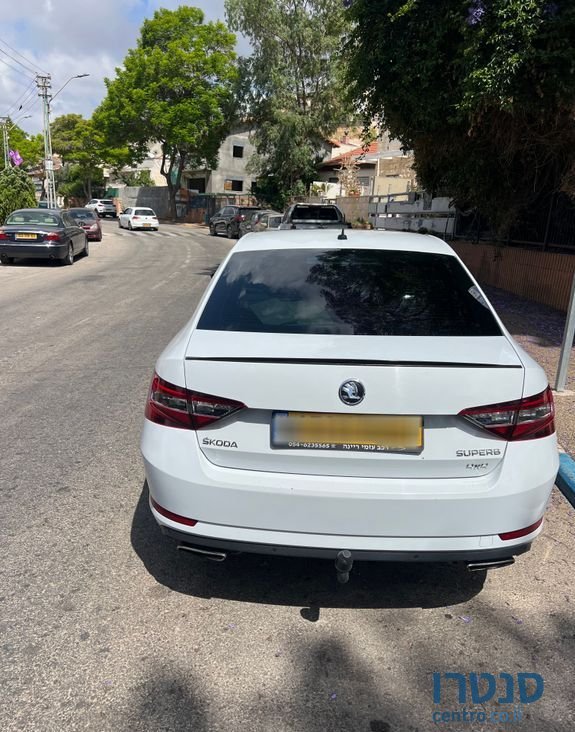 2018' Skoda Superb סקודה סופרב photo #4