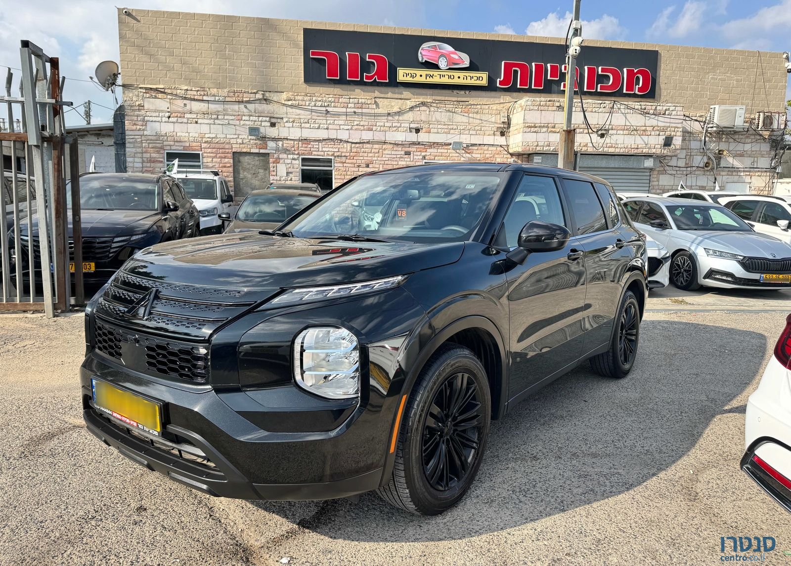 2024' Mitsubishi Outlander מיצובישי אאוטלנדר photo #1